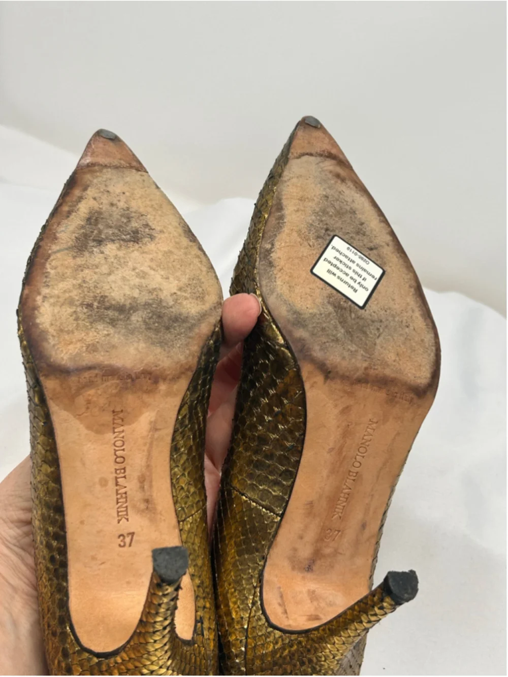 Manolo Blahnik BB Gold Metallic Snakeskin Embossed Pumps Heels 37